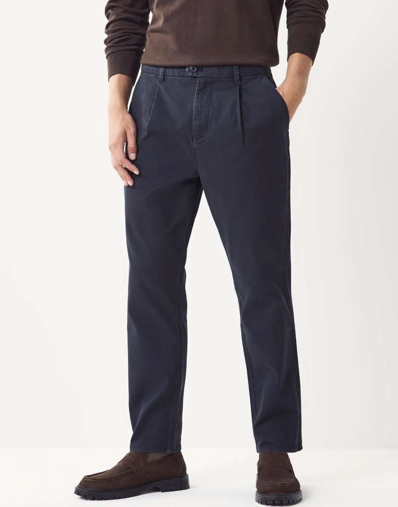 Men's blue stretch cotton chinos, single pleat, regular relaxed tapered. 30-44, free C&C