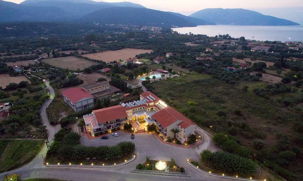 Kefalonia 7 nights B&B 2, balcony, TUI Gatwick, 10kg + backpack, bfast/taxes (July 7-14)