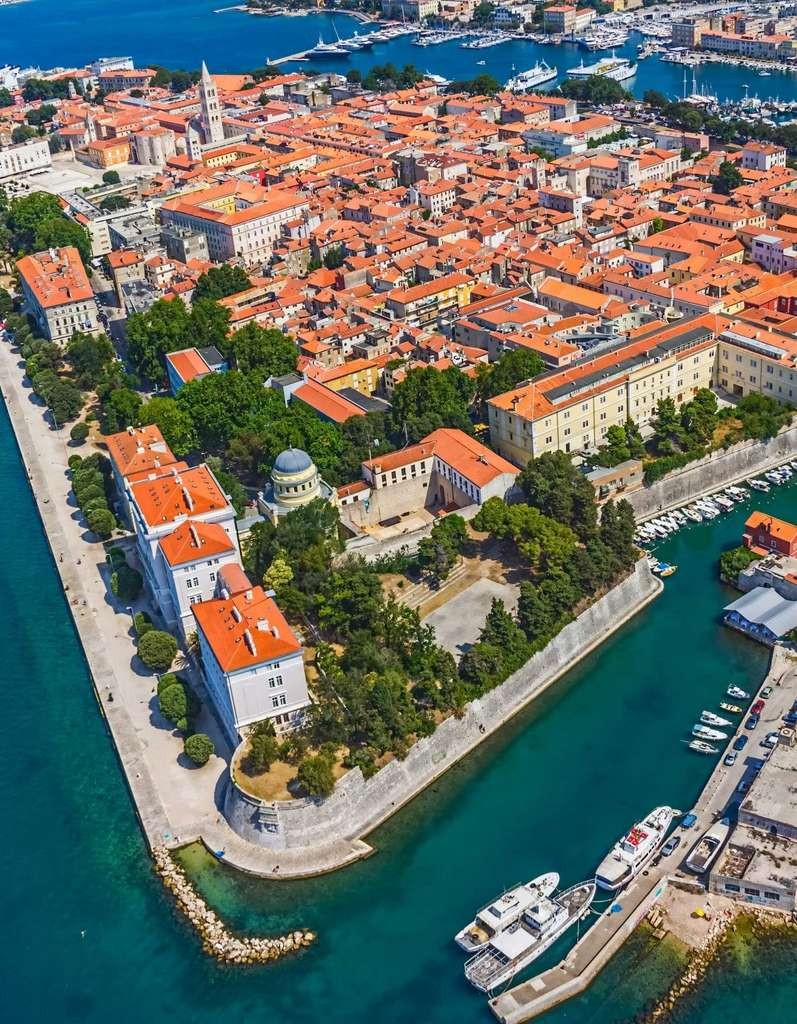 Ryanair return flights Leeds Bradford to Zadar, Croatia, 9-16 June. Hand luggage 40x20x30cm