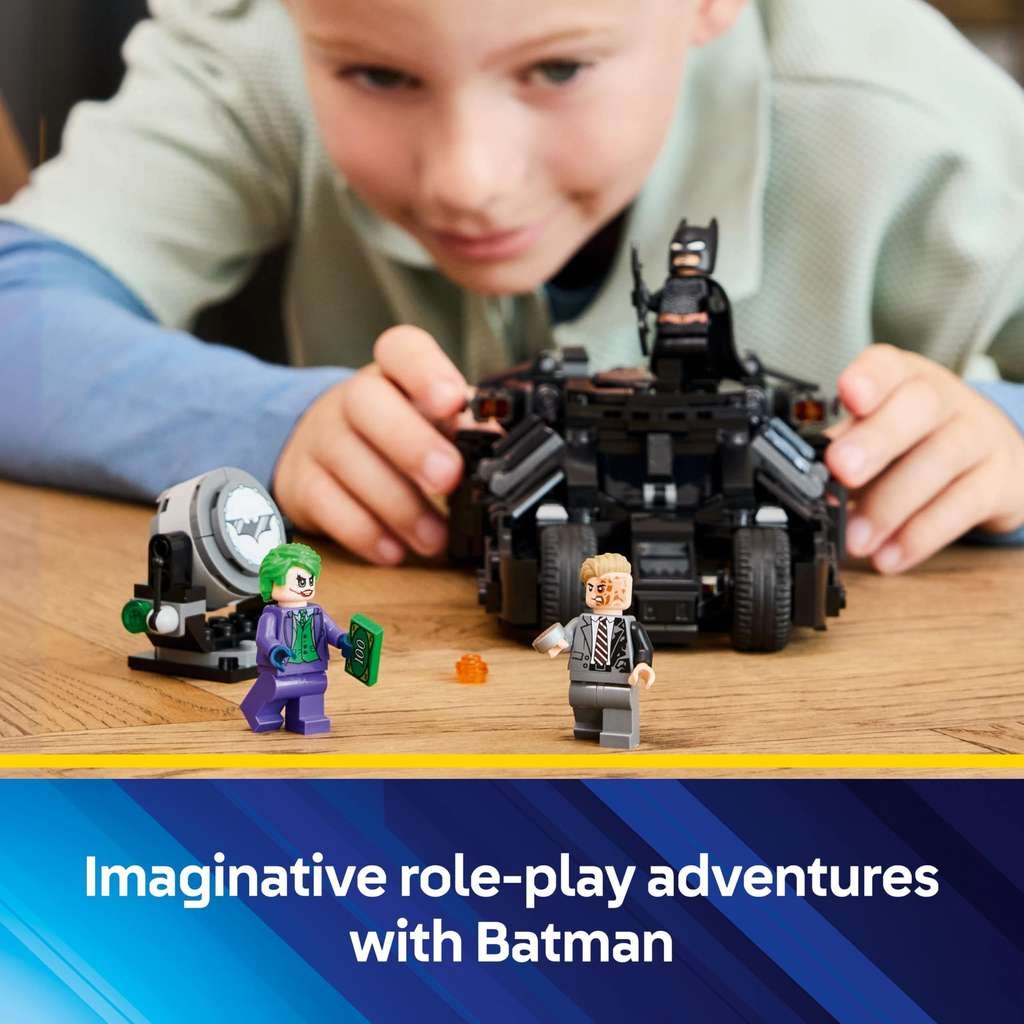 LEGO DC Batman Tumbler vs Two-Face & The Joker 76303, cracking set