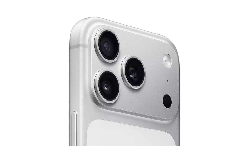 Apple iPhone 17 Pro 256GB or 17 Pro Max from £989.10 with code via app, free C&C