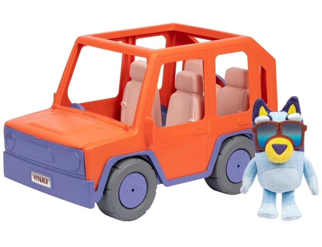 Bluey Buddies Big Heeler 4WD Playset Including Exclusive 8 inch Bluey Plush