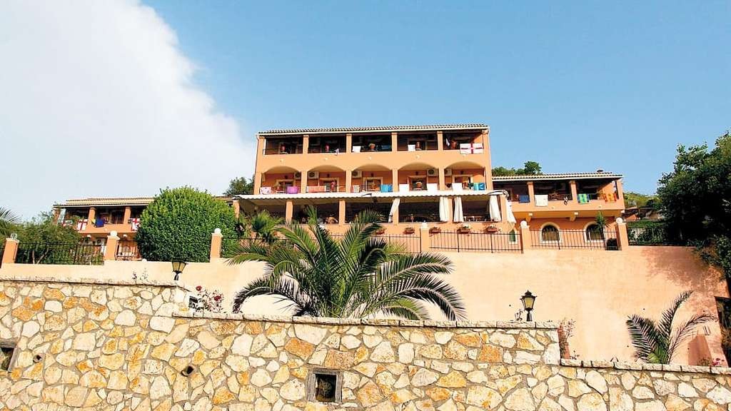 Corfu B&B, 14 nights for 2 (11-26 June) with TUI Gatwick flights, £11.85pp/night, 10kg + underseat bags