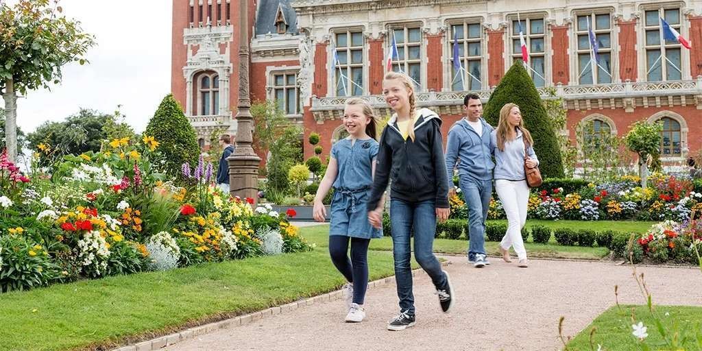 3 day ferry Dover/Calais/Dunkirk, 1 car+4. May-Dec 2026 inc hols. 5 days £119. Lidl+