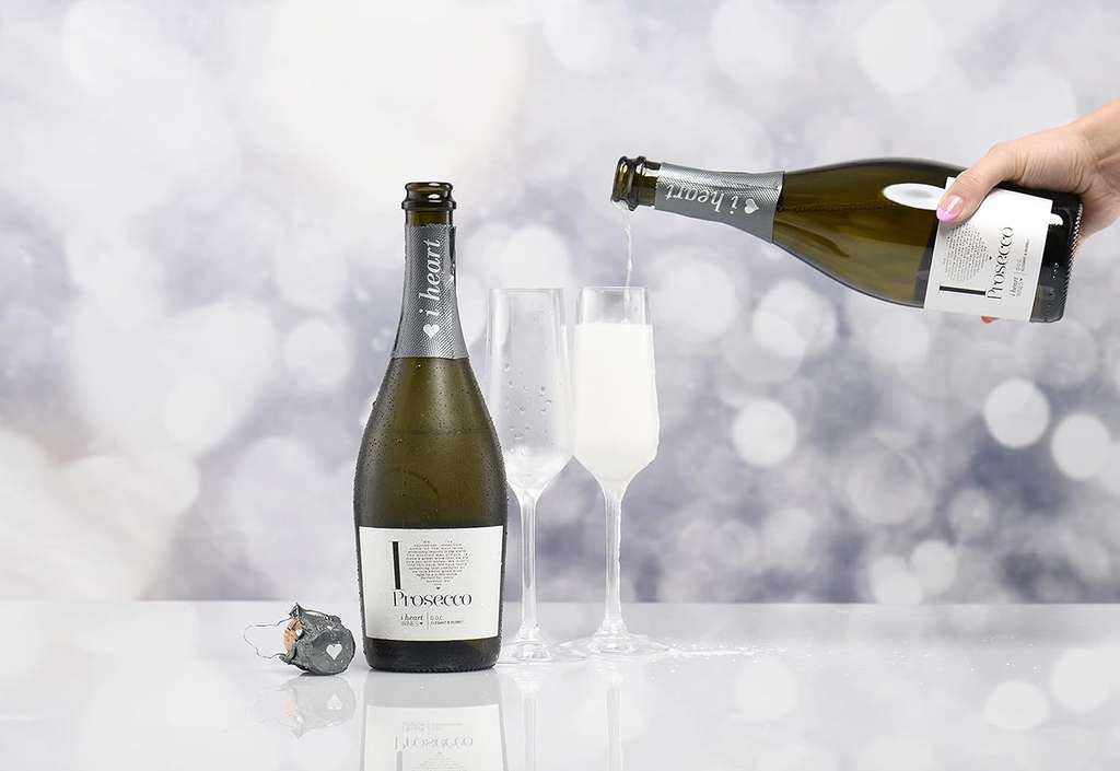 Prosecco, a lovely Italian sparkling wine, 75 cl