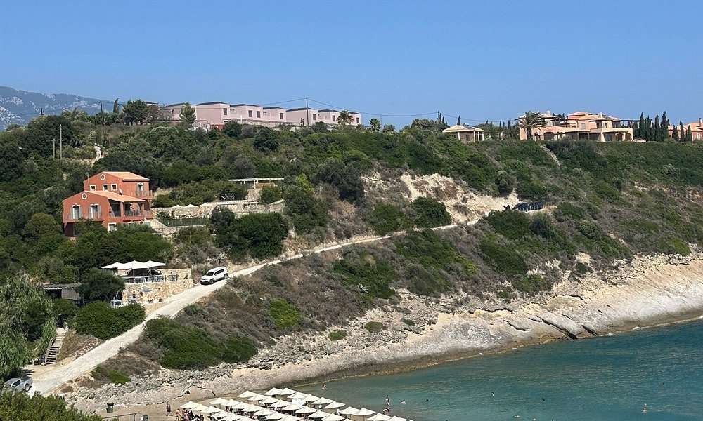 Kefalonia 7 nights (14-21 Jun) for 2, TUI Bournemouth £18.31pppn, S-C balcony, 10kg luggage