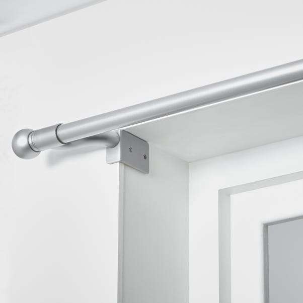Extendable metal eyelet curtain pole, no drilling needed