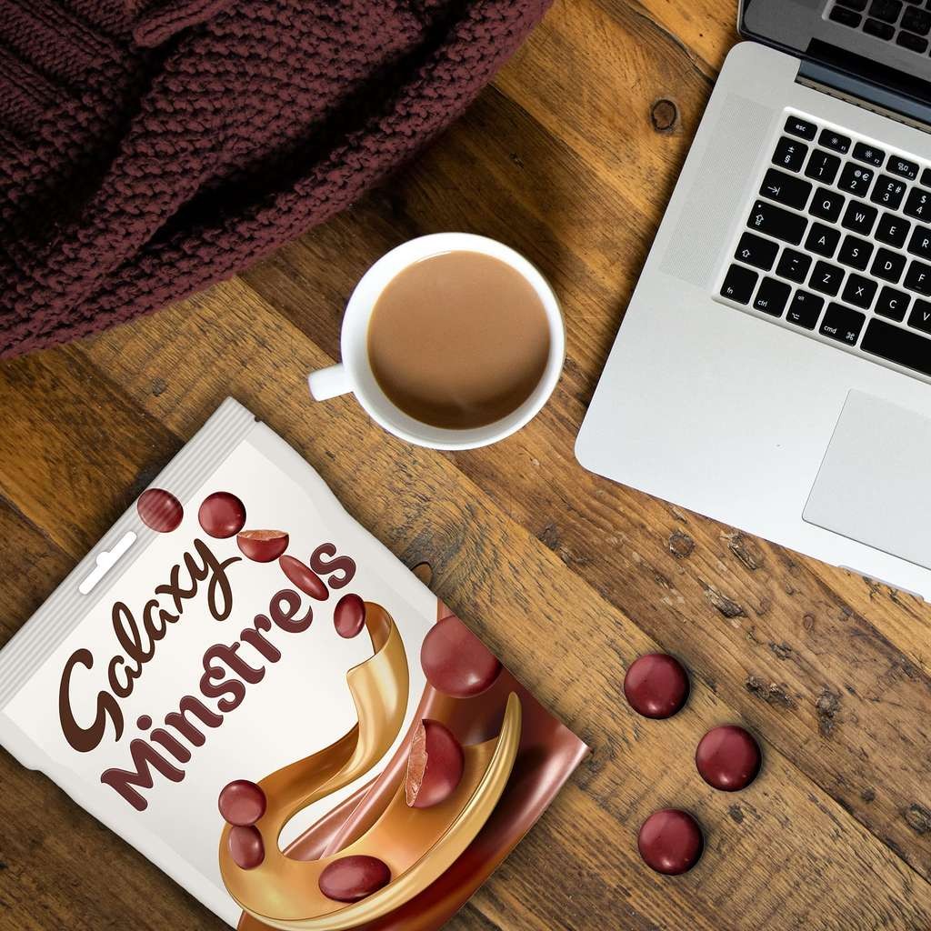 Galaxy Minstrels milk chocolate 125g pouches, pack of 4