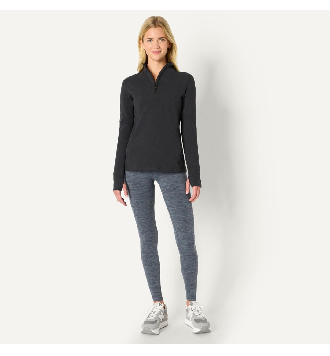 Amazon Essentials Women's Athletic Soft Performance Lightweight Quarter-Zip Long-Sleeve Workout Top, Black Space Dye, XS