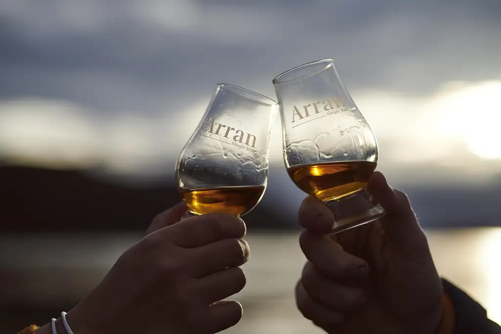 Arran 10 Year Old Single Malt Whisky 70cl, 46% ABV, Premium Single Malt Scotch, Isle Of Arran (Prime Exclusive)