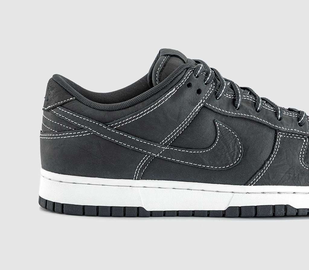 Nike Dunk Low Trainers, Off Noir Off Noir Summit White Qs, Size 6, Free C&C