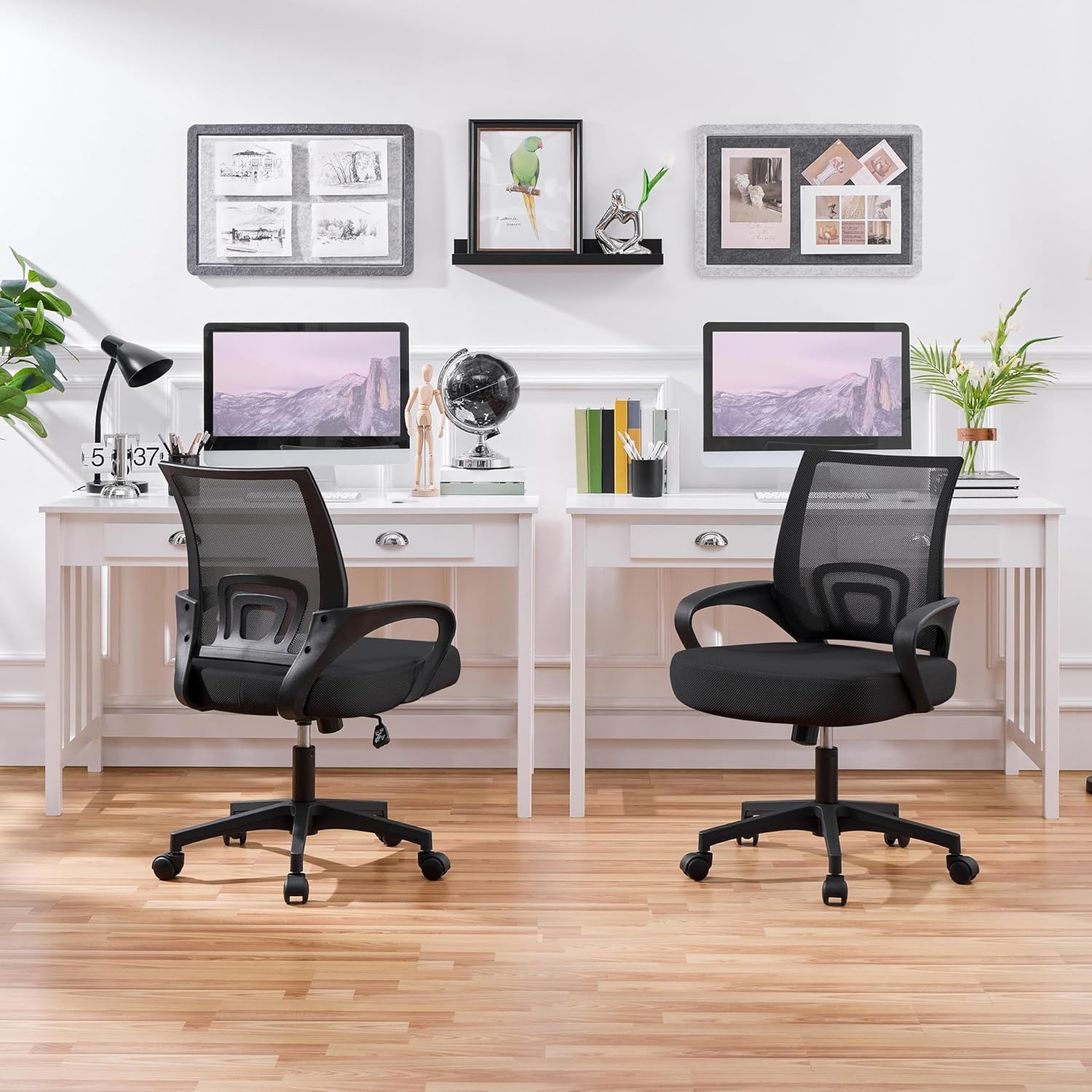 Yaheetech Modern Ergonomic Office Chair Adjustable Swivel Mesh Computer Chair with Back Support Arms