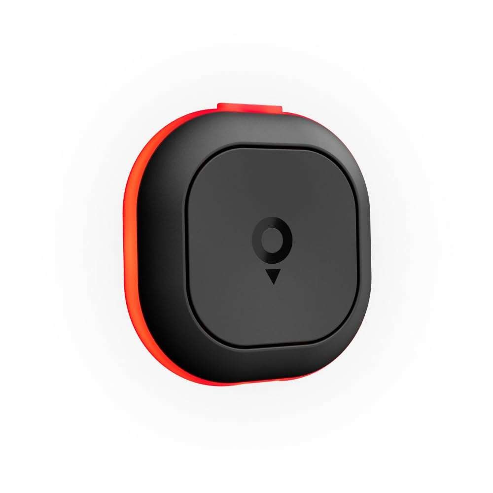 TomTom speed camera detector with Mar 26 software. Covers cameras, traffic, hazards, speed limits