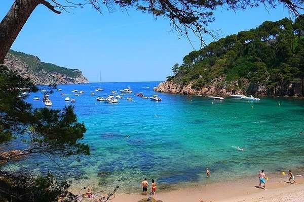 Early Sep TUI return flights Costa Brava £27, Marrakech £31, Pula £29, Thessaloniki £39, Corfu £39 with 10kg hand luggage, from Birmingham or LGW