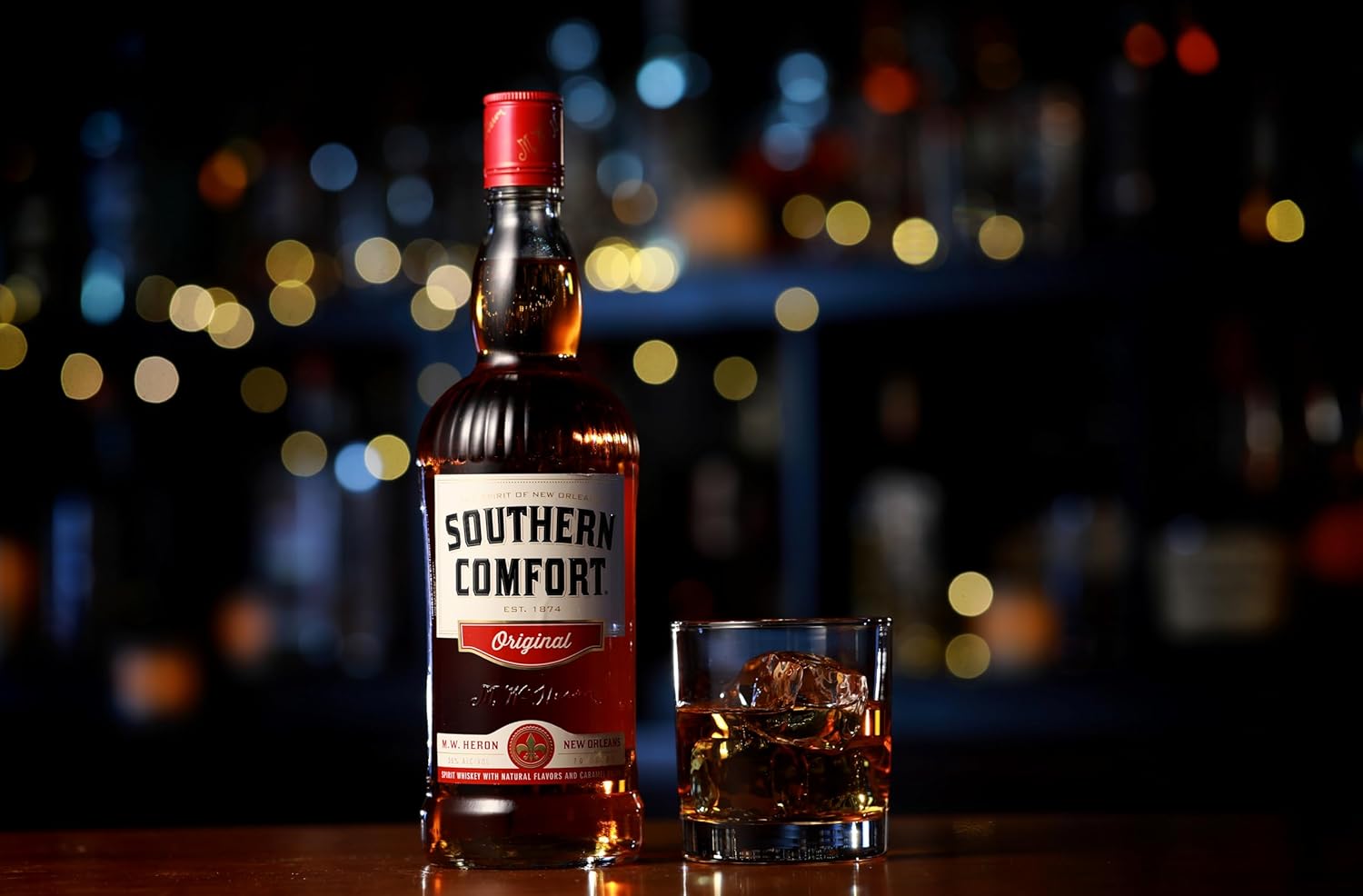 Southern Comfort Original Whiskey Liqueur, 1l, 35% ABV, Gift Idea | Original New Orleans Recipe, Smooth Blend of American Whiskey with Notes of Orange, Vanilla, and Cinnamon