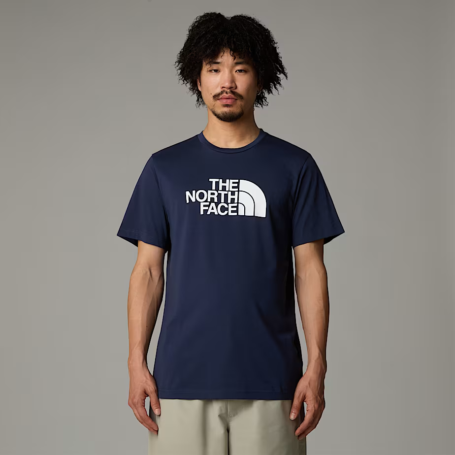 The North Face: Men's Easy T-Shirt: SIZE L/XXRegular: An easy fit that's true to size The Easy T-Shirt, made from reliably soft cotton, is your go-to for pretty much any kind of easy-going activity.L