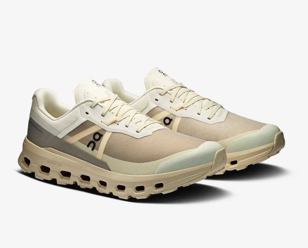 ON Cloudvista 2 men's running shoes, cream (8-11.5) - discount with carers code