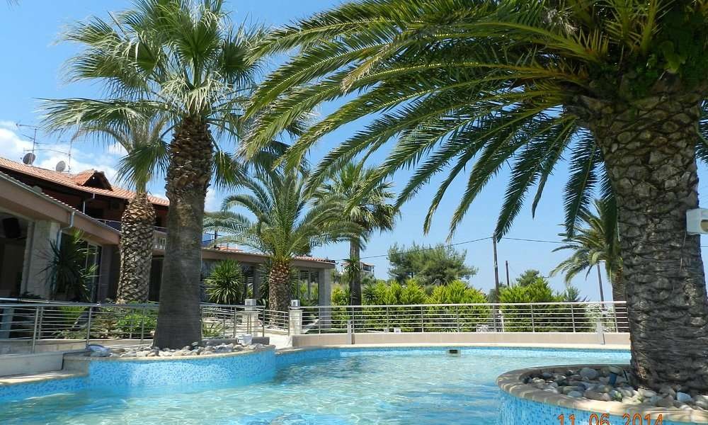 £34.28pppn TUI Halkidiki HB, 7 nights 2ad (28 May-4 Jun) Bham. 30kg + backpack, transfers + tax