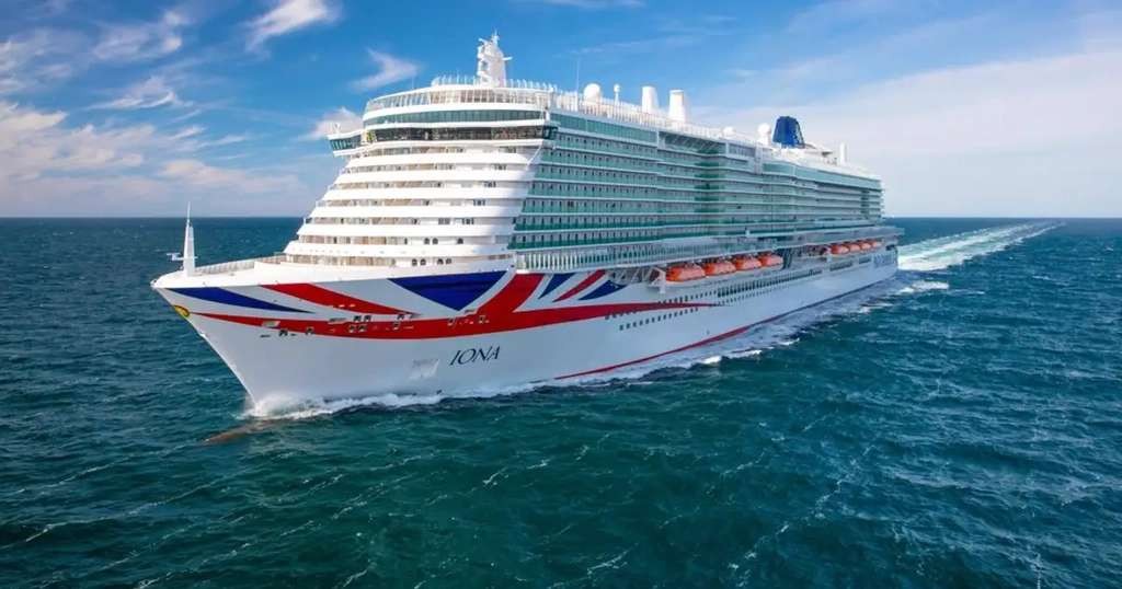 P&O Iona No Fly Canaries Cruise, 14 nights, Inside Cabin for 2 adults, Full Board, S'hampton 5 Dec 2026